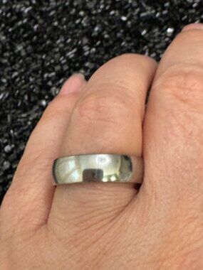 Silver Tone Band Simple and Confortable / Smooth - Size 9.5" - NWOT